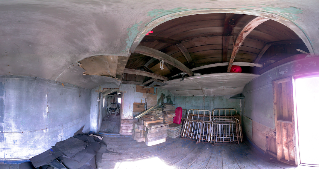 Panoramic view of scanning location 6 of the interior of Small House no.12 on Herschel Island